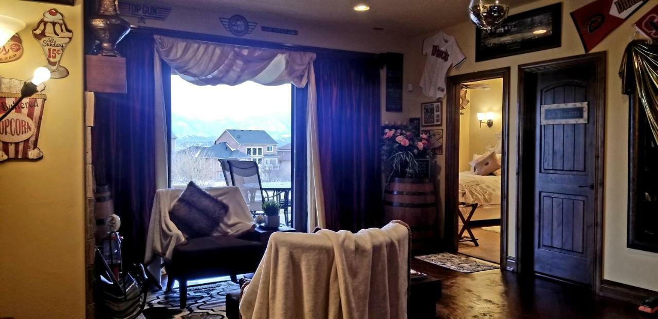 Bed and Breakfast Chateau Du Pikes Peak, A Tuscany Retreat Colorado Springs Exterior foto